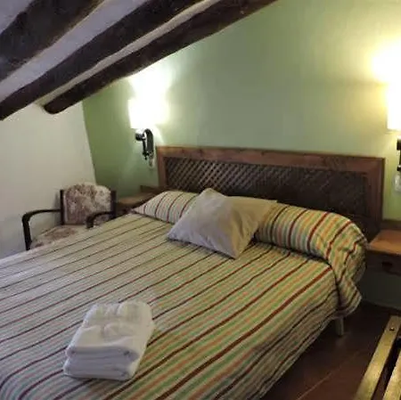 Alojamiento Rural Font Del Roser Holiday home *