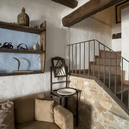 Holiday home Alojamiento Rural Font Del Roser *